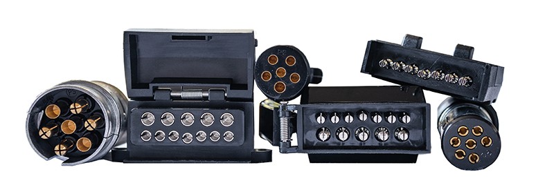 Trailer Plug 12/24 Volt Auto Electrics Brisbane